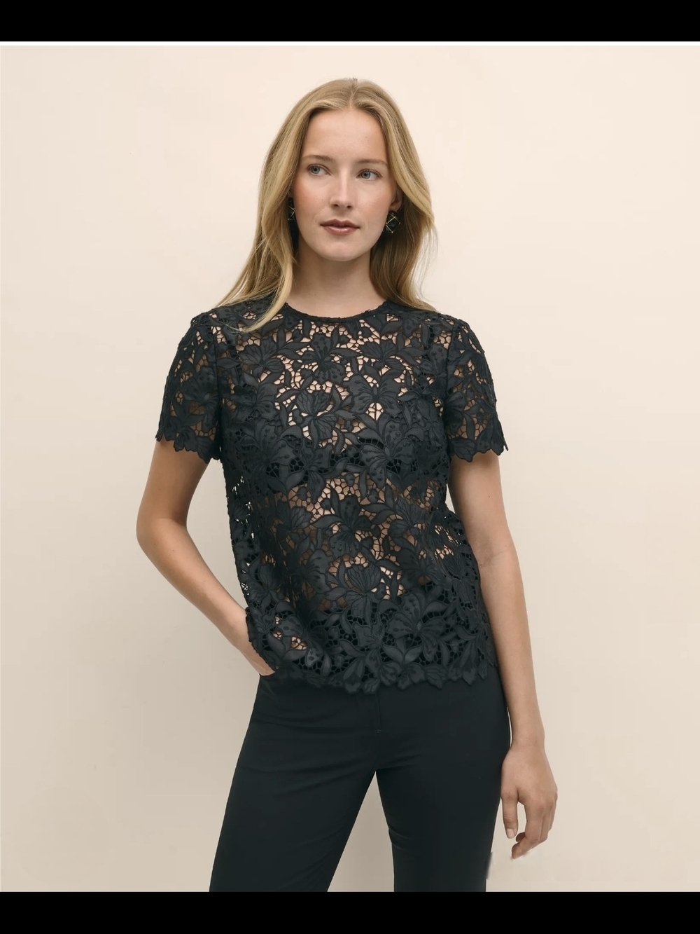 Wilfred Aritzia Black Lace Guipure Short Sleeve Top XS Goth Romantic Academia